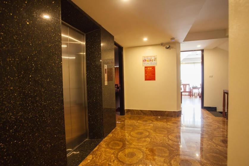Hôtel Khach San Kim Dong à Hoang Nga Extérieur photo