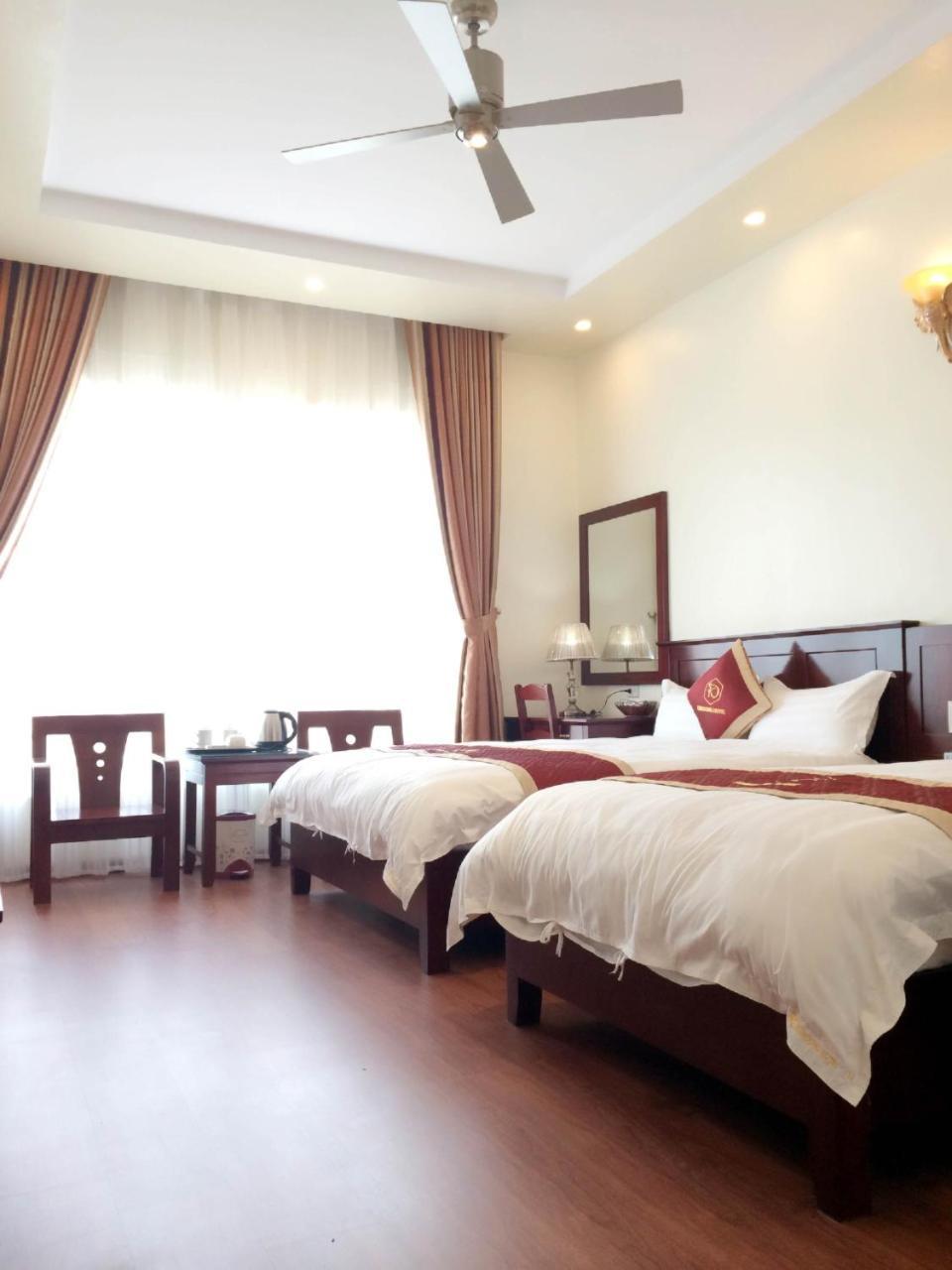 Hôtel Khach San Kim Dong à Hoang Nga Extérieur photo